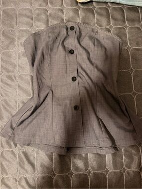 Women’s Gray Strapless Button-Front Top